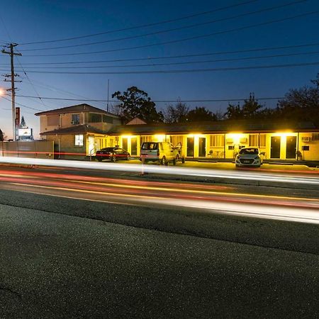Bald Hills Motel Buitenkant foto