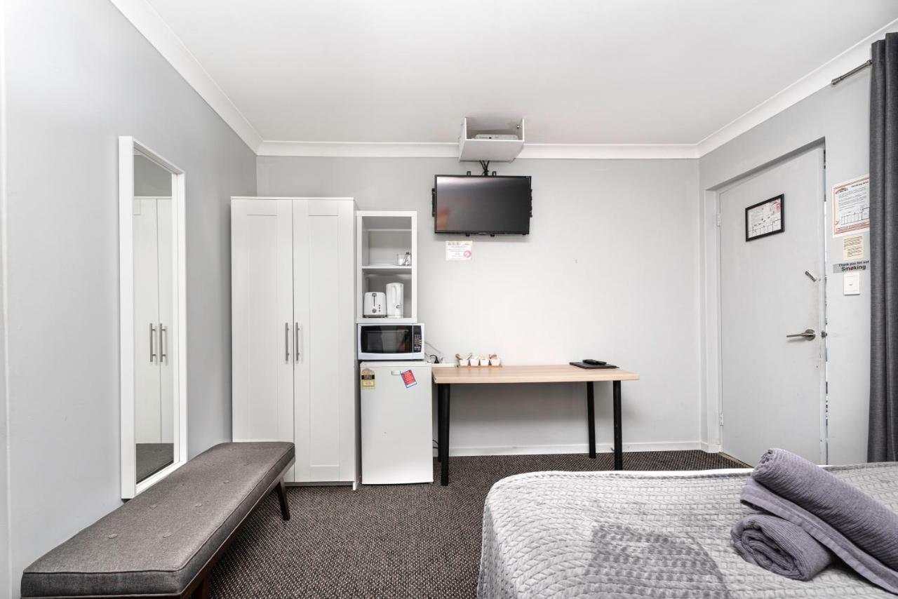 Bald Hills Motel Buitenkant foto